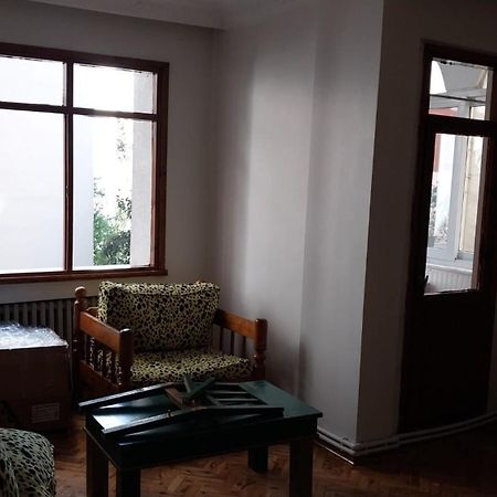 Flat Kavisli Apartment Istanbul Exterior photo